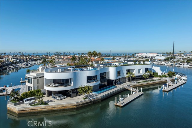 3 The Point, Coronado CA: https://media.crmls.org/medias/adf2d845-ae77-47e4-a220-4d1df48ac165.jpg