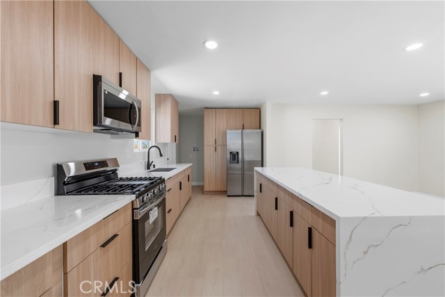 Detail Gallery Image 8 of 25 For 38905 Juniper Tree Rd, Palmdale,  CA 93551 - 3 Beds | 2 Baths