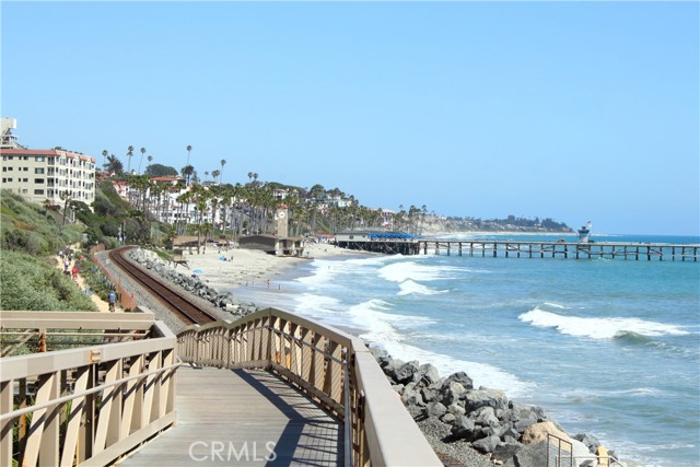 504 Avenida De La Riviera, San Clemente CA: https://media.crmls.org/medias/adf39e29-3a96-4d49-a53a-ec185d34cdfd.jpg