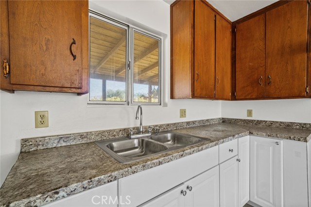 Detail Gallery Image 9 of 20 For 4208 Balboa St, Lake Isabella,  CA 93240 - 2 Beds | 1 Baths