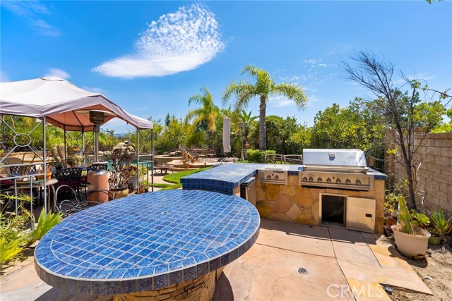 Detail Gallery Image 37 of 41 For 24274 Palo Verde Dr, Valencia,  CA 91354 - 5 Beds | 4/1 Baths