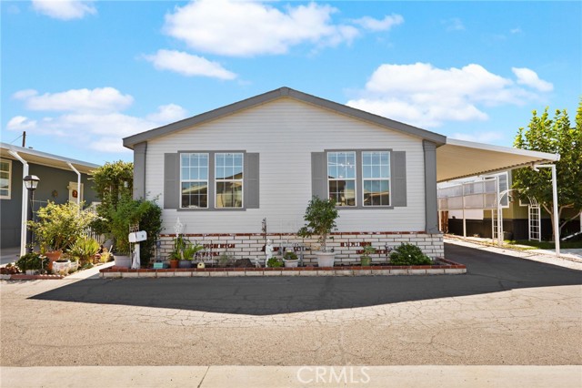 22221 Bloomfield, 30 photo 3
