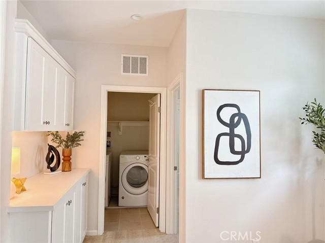 55 Decker, Irvine CA: https://media.crmls.org/medias/adf66449-e672-4c57-a953-36d89fdd3c55.jpg