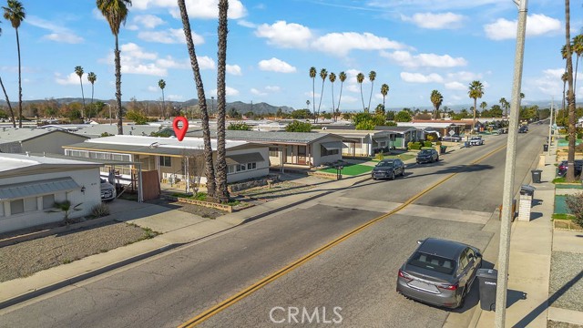 Detail Gallery Image 13 of 24 For 841 S Lyon, Hemet,  CA 92543 - 2 Beds | 2 Baths