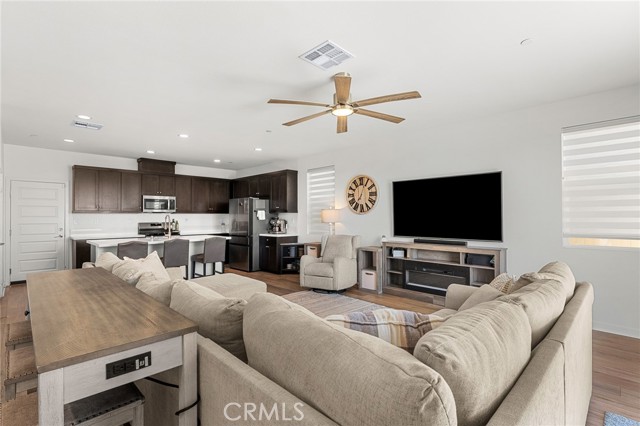 Detail Gallery Image 10 of 44 For 35171 Vidalia, Beaumont,  CA 92223 - 4 Beds | 3 Baths