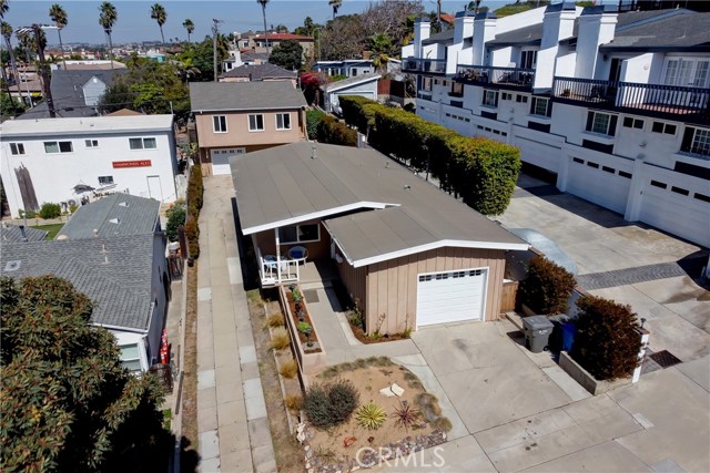 527 Avenue A, Redondo Beach, California 90277, 4 Bedrooms Bedrooms, ,2 BathroomsBathrooms,Residential,Sold,Avenue A,SB22129823