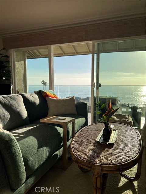 Detail Gallery Image 11 of 49 For 34 Blue Lagoon, Laguna Beach,  CA 92651 - 3 Beds | 3 Baths