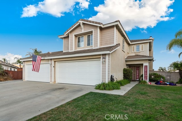 Detail Gallery Image 1 of 35 For 21867 Camellia Ln, Wildomar,  CA 92595 - 4 Beds | 2/1 Baths