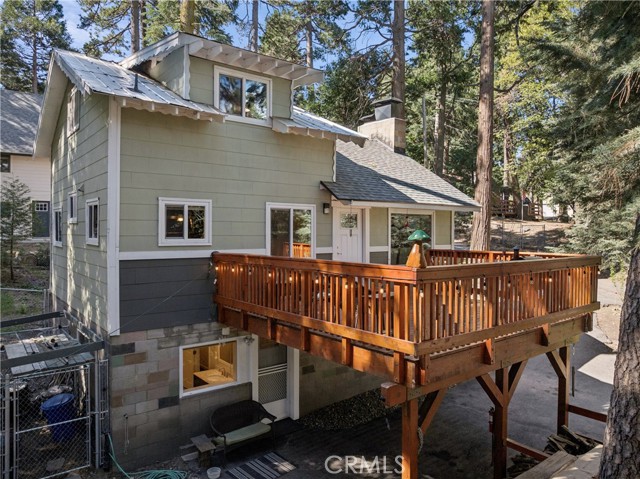 Detail Gallery Image 4 of 43 For 355 Hartman Cir, Cedarpines Park,  CA 92322 - 3 Beds | 3 Baths