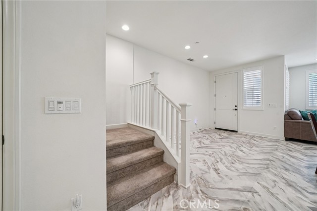 Detail Gallery Image 4 of 23 For 3905 S Oasis Paseo #53,  Ontario,  CA 91761 - 3 Beds | 2/1 Baths