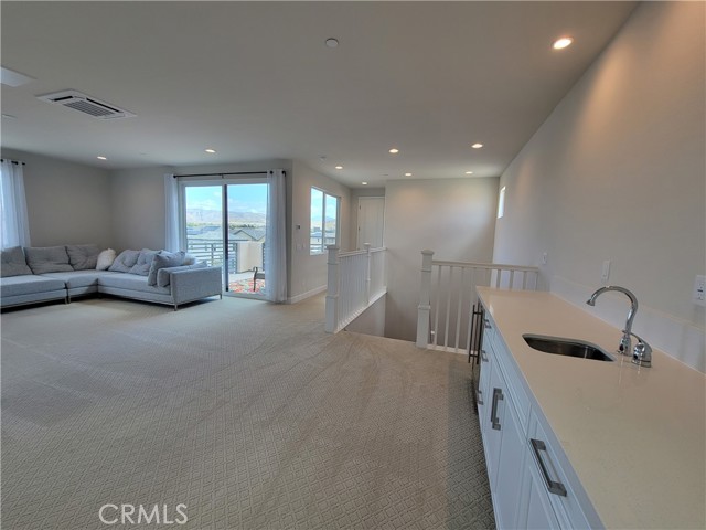 Detail Gallery Image 29 of 37 For 346 Sawbuck, Irvine,  CA 92618 - 5 Beds | 5/3 Baths
