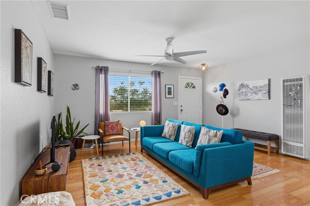 Detail Gallery Image 5 of 24 For 58193 Campanula, Yucca Valley,  CA 92284 - 3 Beds | 2 Baths