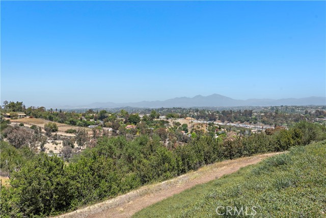 26426 Modena, Laguna Hills CA: https://media.crmls.org/medias/adf9c378-e4ce-4e23-aea5-cc853b47783a.jpg