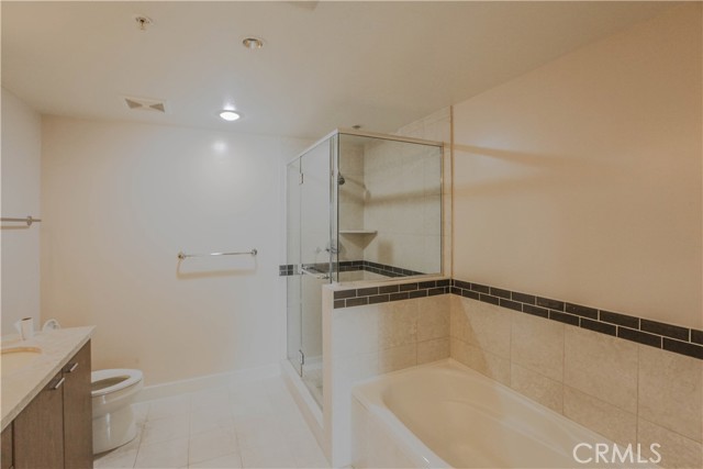 3141 Michelson Drive, Irvine CA: https://media.crmls.org/medias/adf9f30f-e289-4442-93ec-cea09eb7a95d.jpg