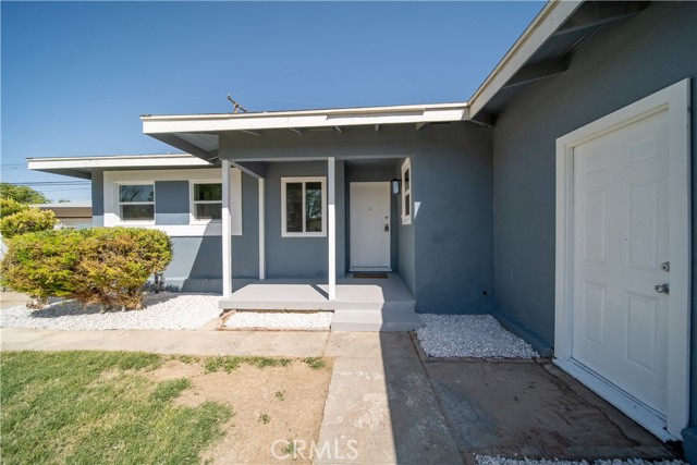 Detail Gallery Image 2 of 43 For 45516 Lostwood Ave, Lancaster,  CA 93534 - 3 Beds | 2 Baths