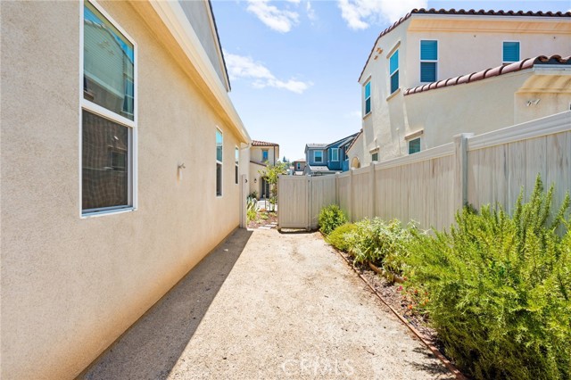 27694 Heritage Lane, Valley Center CA: https://media.crmls.org/medias/adfbadc4-2783-442e-adbf-6fa67aedf9c1.jpg
