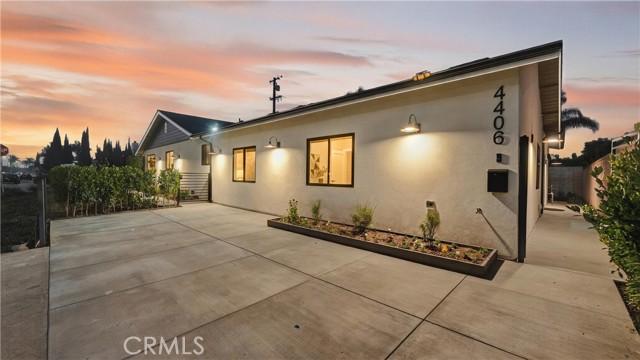 4404 Cogswell, El Monte CA: https://media.crmls.org/medias/adfbc71f-6b72-4c17-a52f-b929b46e9d41.jpg