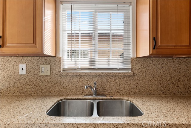 428 Mountain View, Long Beach CA: https://media.crmls.org/medias/adfbcee1-e782-4ac6-9d2e-1a11dd70e53c.jpg