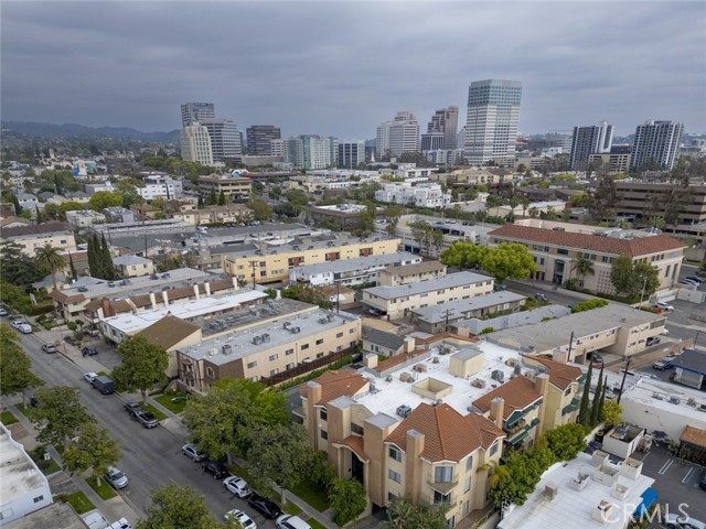 Detail Gallery Image 18 of 22 For 450 W Dryden St #104,  Glendale,  CA 91202 - 2 Beds | 2 Baths