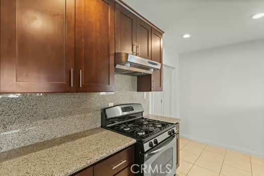 Detail Gallery Image 9 of 27 For 4775 Beverly Ct, Riverside,  CA 92506 - 3 Beds | 2 Baths