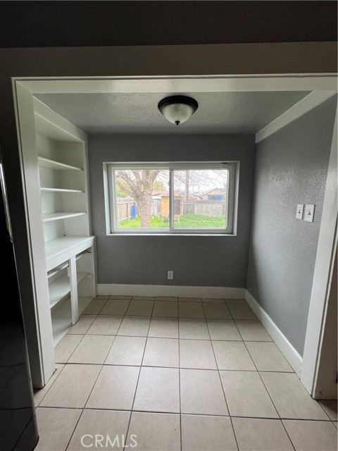 Detail Gallery Image 11 of 21 For 1141 W San Joaquin Ave, Tulare,  CA 93274 - 3 Beds | 1 Baths