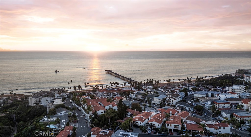 https://media.crmls.org/medias/adfd69ee-93c9-4143-a3c7-d6ecea435686.jpg?preset=X-Large