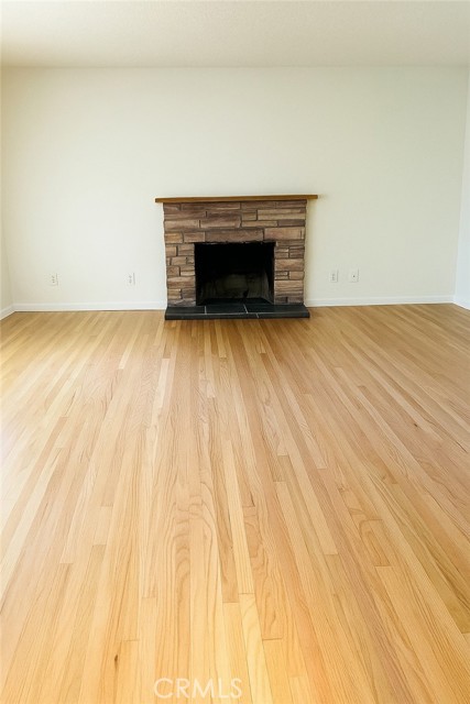 Detail Gallery Image 3 of 14 For 1511 S Main, Corona,  CA 92882 - 3 Beds | 2 Baths