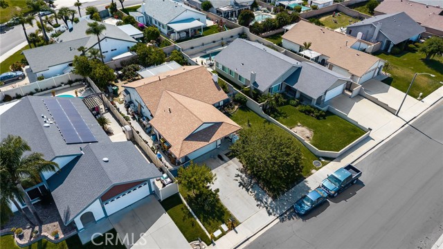 12597 Jalepeno Avenue, Chino CA: https://media.crmls.org/medias/adfe2bcf-d68d-470a-83bb-9872cd3fe8d1.jpg