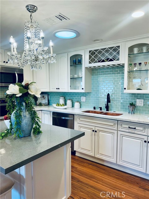 Detail Gallery Image 15 of 52 For 13561 Medinac Lane  M5  70l, Seal Beach,  CA 90740 - 2 Beds | 2 Baths