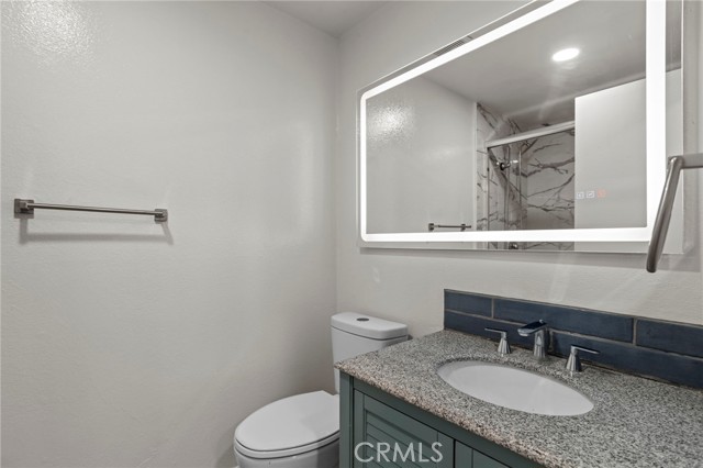 Detail Gallery Image 11 of 21 For 3939 E Allin #106,  Long Beach,  CA 90803 - 1 Beds | 1 Baths