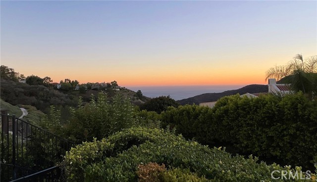 Detail Gallery Image 36 of 40 For 1187 Piedra Morada Dr, Pacific Palisades,  CA 90272 - 6 Beds | 6/1 Baths