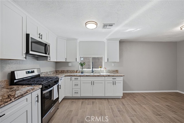 Detail Gallery Image 15 of 30 For 7791 Eucalyptus, Highland,  CA 92346 - 2 Beds | 1 Baths