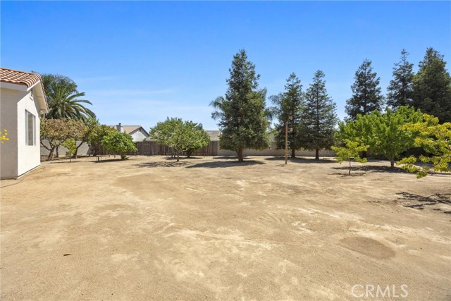 Detail Gallery Image 32 of 37 For 12805 Monterey Beach Dr, Bakersfield,  CA 93311 - 4 Beds | 3/1 Baths