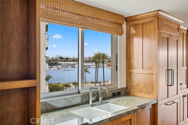 Detail Gallery Image 16 of 40 For 611 Lido Park Dr 5a,  Newport Beach,  CA 92663 - 2 Beds | 2 Baths