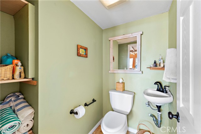 Detail Gallery Image 20 of 25 For 137 Cleo St, Laguna Beach,  CA 92651 - 4 Beds | 2/1 Baths