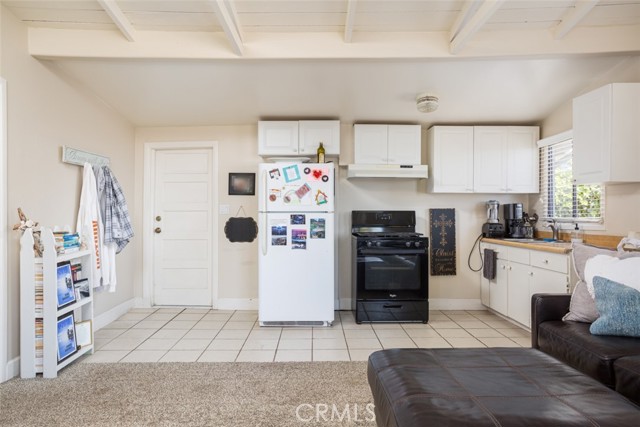 Detail Gallery Image 8 of 27 For 217 Wave St, Laguna Beach,  CA 92651 - 1 Beds | 1 Baths