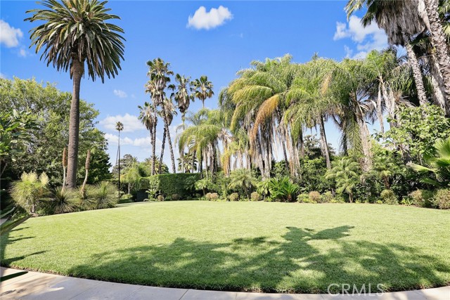 1215 Wentworth, Pasadena CA: https://media.crmls.org/medias/ae026ce1-0622-46c3-8e49-bf8ebc95fb87.jpg