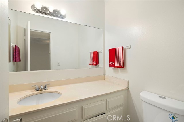 Detail Gallery Image 16 of 39 For 818 W Lambert Rd #B,  La Habra,  CA 90631 - 2 Beds | 1/1 Baths