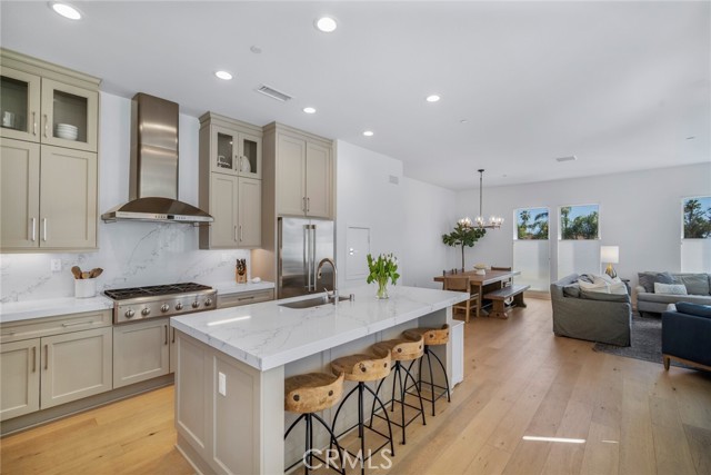 Detail Gallery Image 5 of 22 For 2047 Doheny Way, Dana Point,  CA 92629 - 3 Beds | 4 Baths