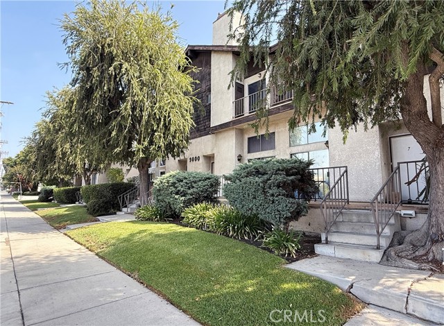 Detail Gallery Image 2 of 21 For 9800 Sepulveda Bld #45,  North Hills,  CA 91343 - 2 Beds | 2 Baths