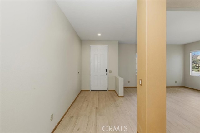 Detail Gallery Image 9 of 50 For 13747 Robinbrook Ct, Corona,  CA 92880 - 4 Beds | 2/1 Baths