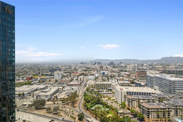 Detail Gallery Image 6 of 21 For 877 Francisco St #3102,  Los Angeles,  CA 90017 - 1 Beds | 1 Baths