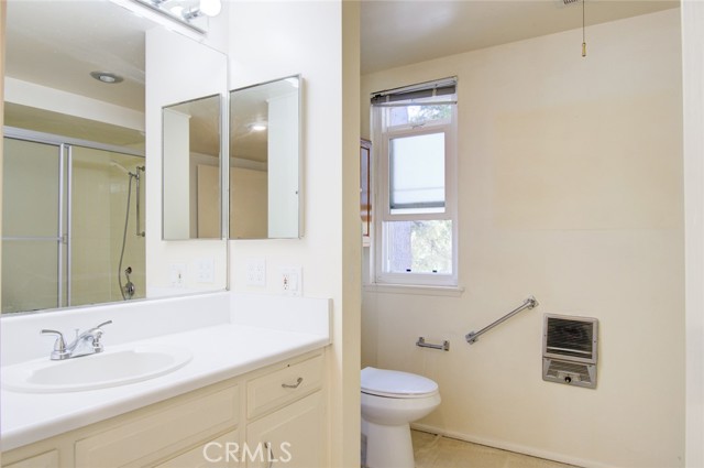 Detail Gallery Image 25 of 32 For 126 Avenida Majorca #O,  Laguna Woods,  CA 92637 - 2 Beds | 2 Baths