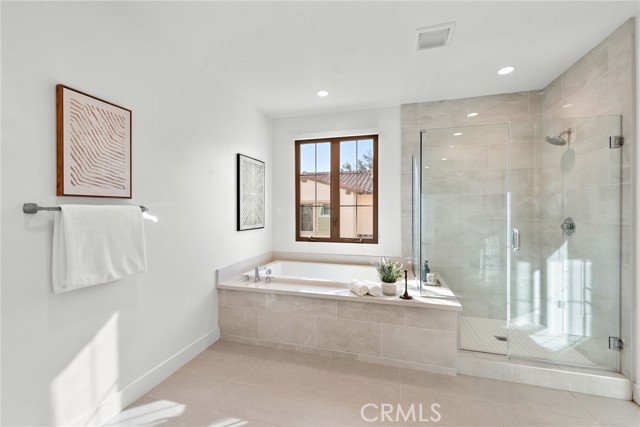 Detail Gallery Image 23 of 31 For 215 Sutters Mill, Irvine,  CA 92602 - 4 Beds | 4/1 Baths