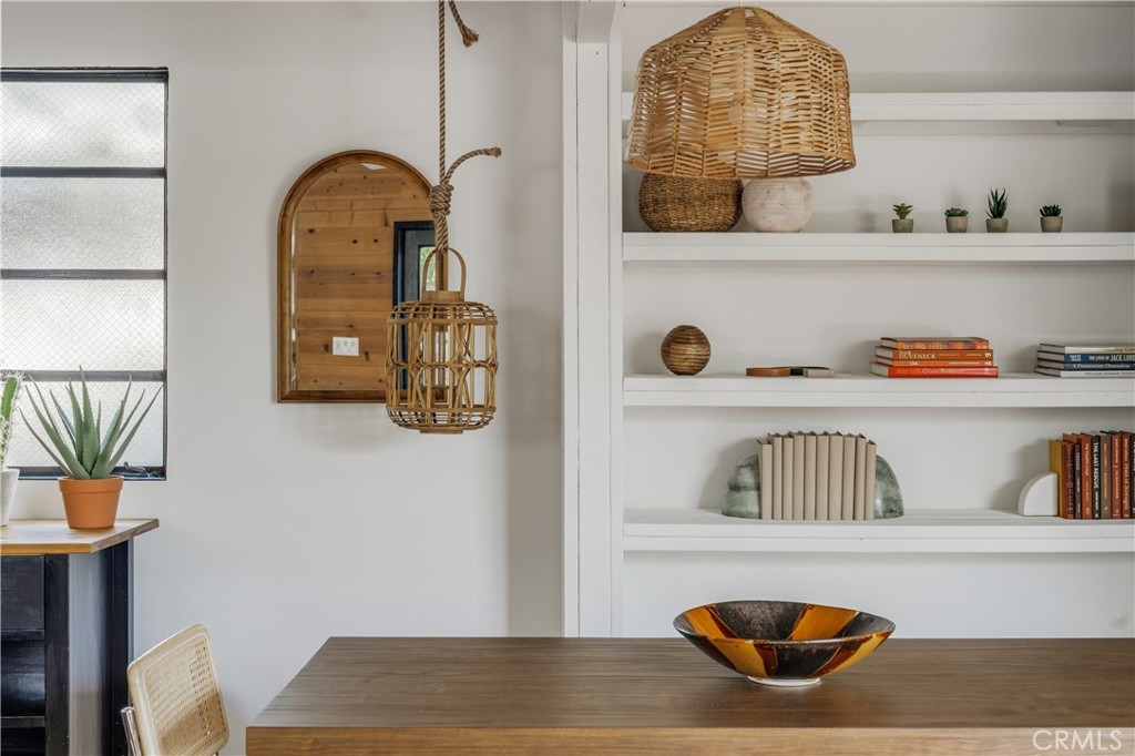 MLS #WS25280753 image #24