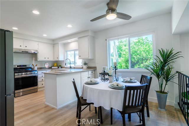 Image 4 of 32 For 6851 Reefton Avenue