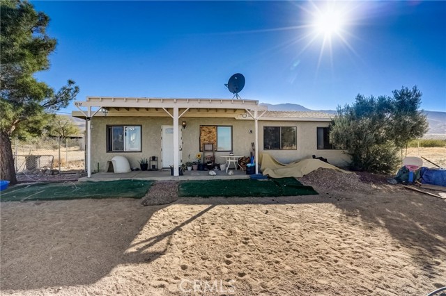 Detail Gallery Image 6 of 51 For 8737 Albin Way, Lucerne Valley,  CA 92356 - 3 Beds | 2 Baths