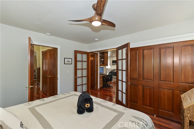 Detail Gallery Image 34 of 54 For 27513 St Bernard Ln, Lake Arrowhead,  CA 92352 - 5 Beds | 3 Baths