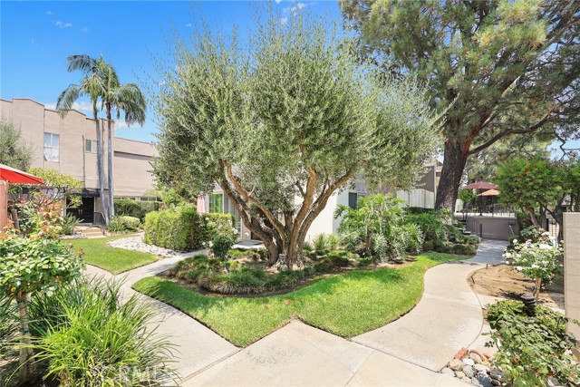 Detail Gallery Image 6 of 43 For 591 Fairview Ave, Arcadia,  CA 91007 - 2 Beds | 2 Baths