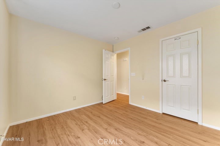 https://media.crmls.org/medias/ae094ade-74b8-45d1-a35f-c6bc1d972d67.jpg?preset=X-Large